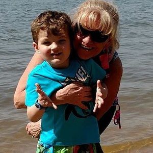 Meet your Posher, Carolyn